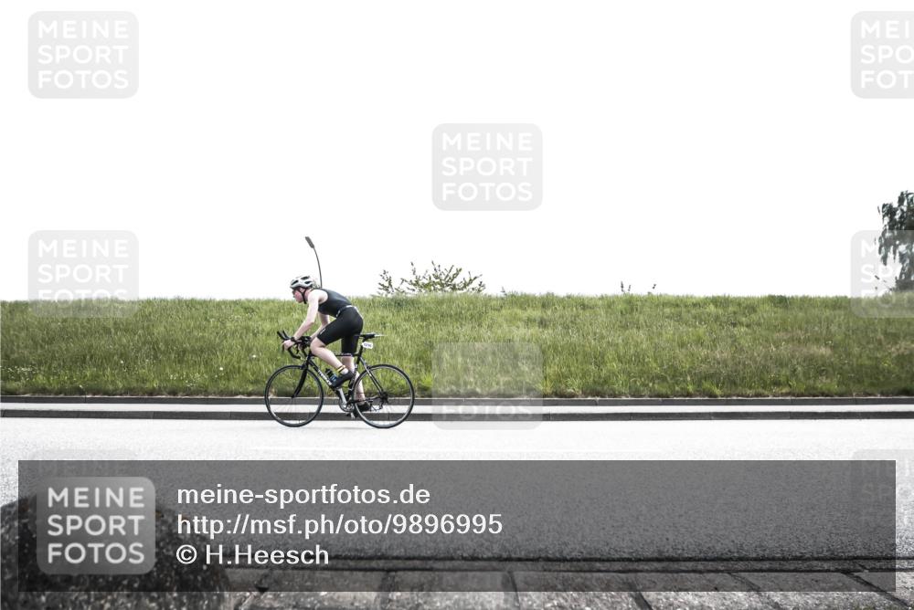 21.06.2026 - 29. Vierlanden-Triathlon H.Heesch http://msf.ph/oto/9896995 21.06.2026 14:53:04 Radfahren  meine-sportfotos.de