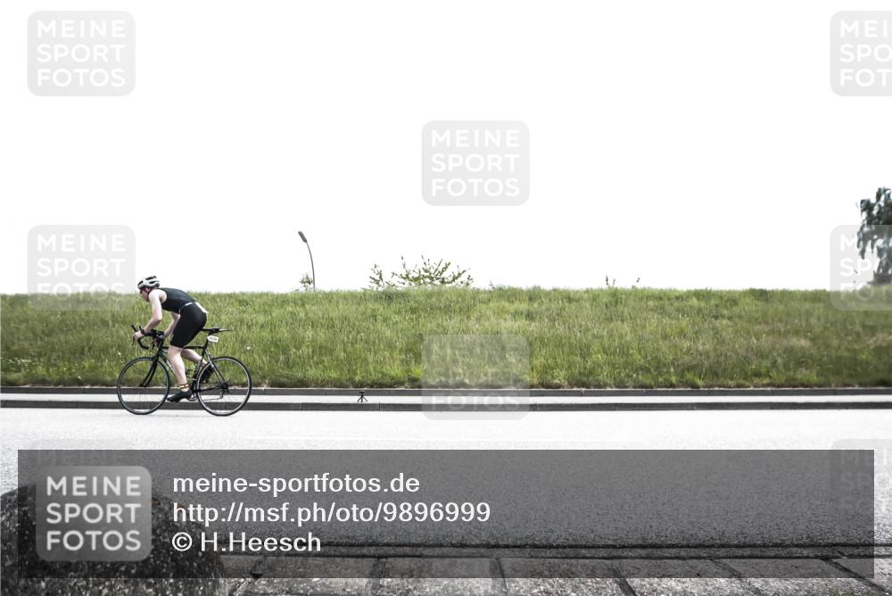 21.06.2026 - 29. Vierlanden-Triathlon H.Heesch http://msf.ph/oto/9896999 21.06.2026 14:53:04 Radfahren  meine-sportfotos.de