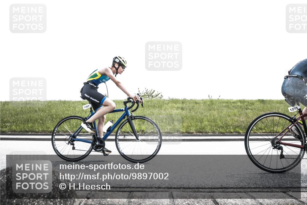 21.06.2026 - 29. Vierlanden-Triathlon H.Heesch http://msf.ph/oto/9897002 21.06.2026 14:53:29 Radfahren  meine-sportfotos.de