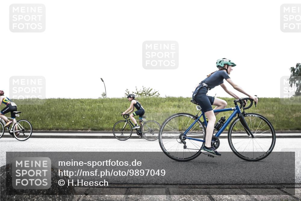 21.06.2026 - 29. Vierlanden-Triathlon H.Heesch http://msf.ph/oto/9897049 21.06.2026 14:57:18 Radfahren  meine-sportfotos.de