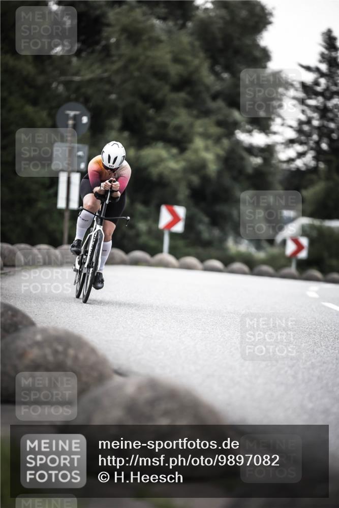 21.06.2026 - 29. Vierlanden-Triathlon H.Heesch http://msf.ph/oto/9897082 21.06.2026 09:59:38 Radfahren 34, 42, 155, 173, 223, 255 meine-sportfotos.de
