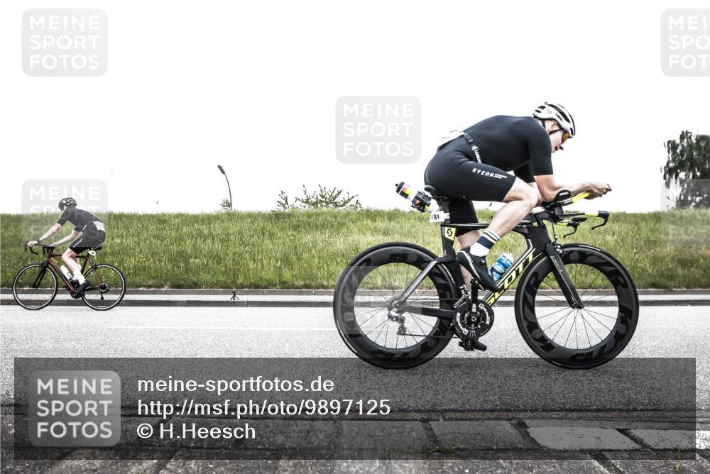 21.06.2026 - 29. Vierlanden-Triathlon H.Heesch http://msf.ph/oto/9897125 21.06.2026 10:18:10 Radfahren 64, 191, 439, 477 meine-sportfotos.de