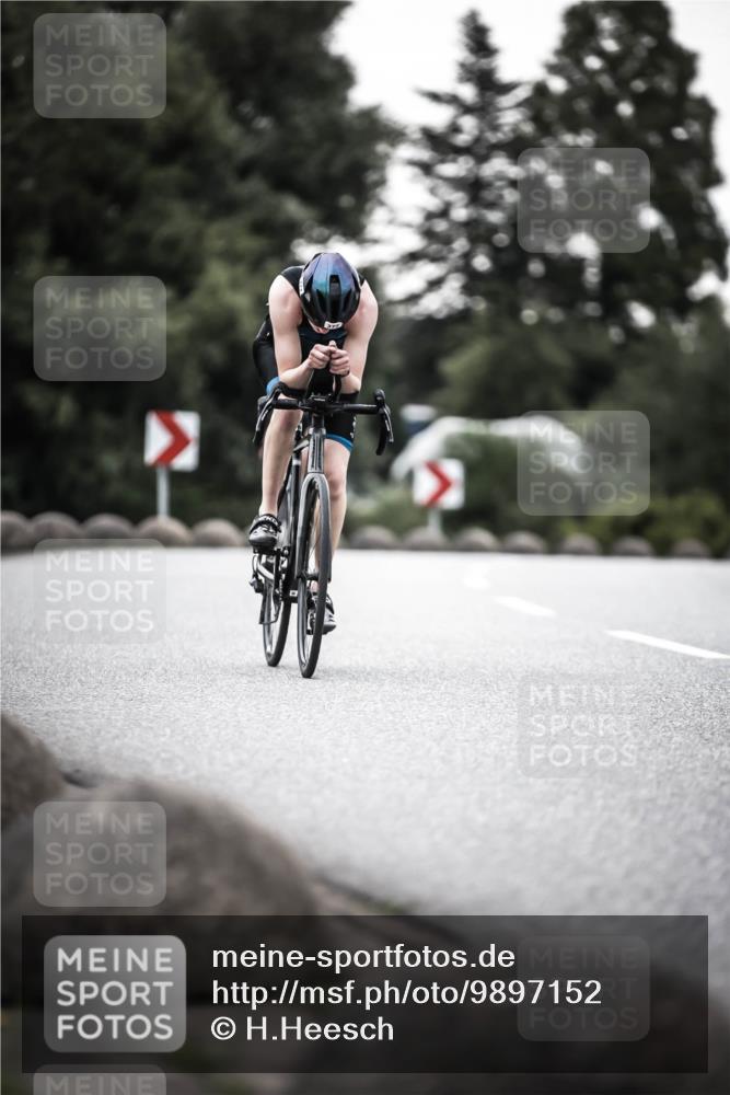 21.06.2026 - 29. Vierlanden-Triathlon H.Heesch http://msf.ph/oto/9897152 21.06.2026 09:59:47 Radfahren 131, 173, 196, 221, 377 meine-sportfotos.de