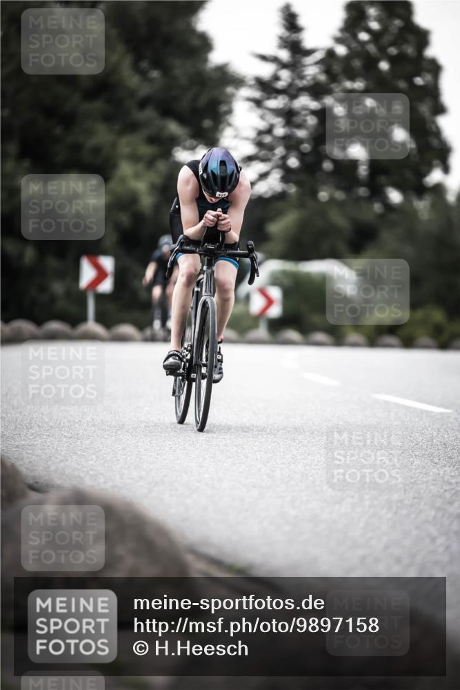 21.06.2026 - 29. Vierlanden-Triathlon H.Heesch http://msf.ph/oto/9897158 21.06.2026 09:59:47 Radfahren 131, 173, 196, 221, 377 meine-sportfotos.de