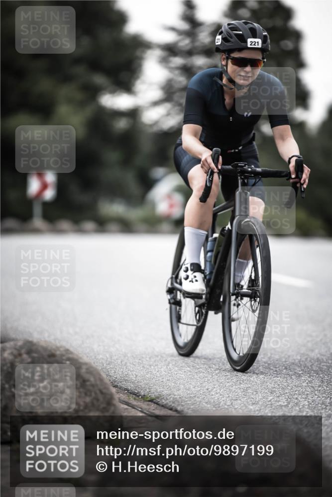 21.06.2026 - 29. Vierlanden-Triathlon H.Heesch http://msf.ph/oto/9897199 21.06.2026 09:59:53 Radfahren 84, 131, 169, 221 meine-sportfotos.de