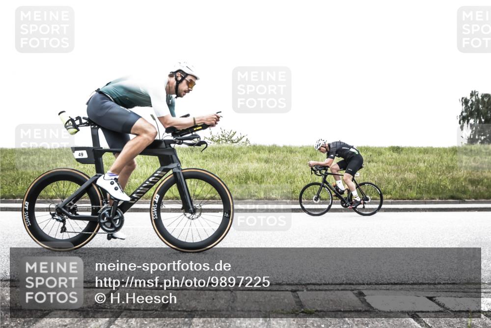 21.06.2026 - 29. Vierlanden-Triathlon H.Heesch http://msf.ph/oto/9897225 21.06.2026 10:23:22 Radfahren 49, 92, 127, 145, 190, 287, 1354 meine-sportfotos.de