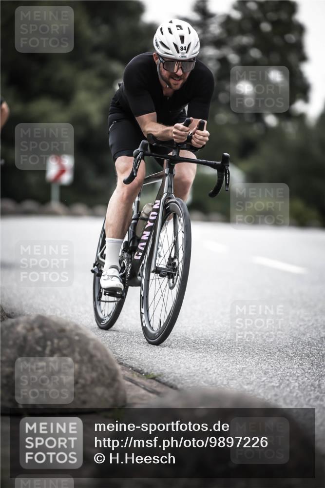 21.06.2026 - 29. Vierlanden-Triathlon H.Heesch http://msf.ph/oto/9897226 21.06.2026 10:00:00 Radfahren 84, 169 meine-sportfotos.de