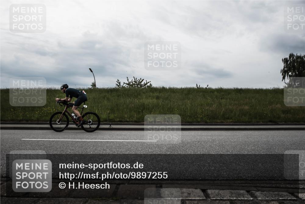 21.06.2026 - 29. Vierlanden-Triathlon H.Heesch http://msf.ph/oto/9897255 21.06.2026 09:22:55 Radfahren 29, 148, 292 meine-sportfotos.de