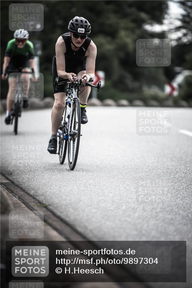 21.06.2026 - 29. Vierlanden-Triathlon H.Heesch http://msf.ph/oto/9897304 21.06.2026 09:27:42 Radfahren 135, 243, 259 meine-sportfotos.de