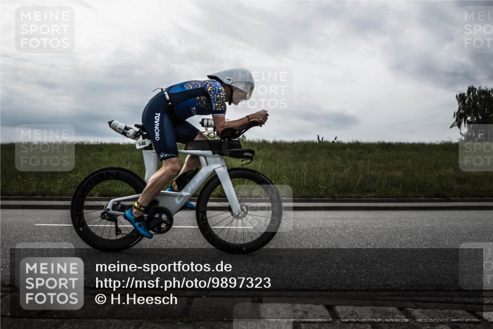 21.06.2026 - 29. Vierlanden-Triathlon H.Heesch http://msf.ph/oto/9897323 21.06.2026 09:24:06 Radfahren 62, 145, 184 meine-sportfotos.de