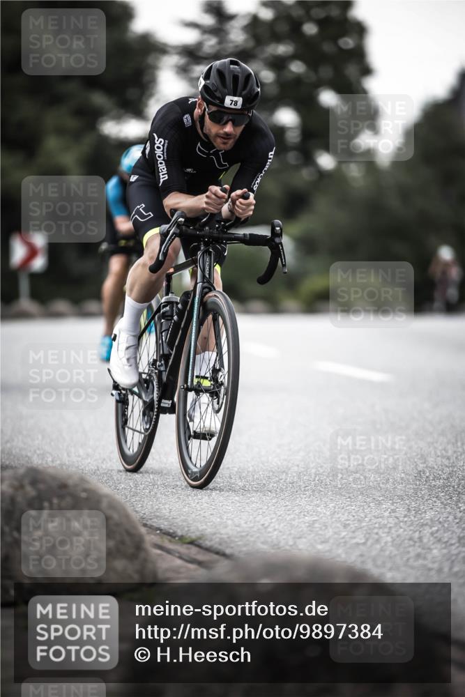 21.06.2026 - 29. Vierlanden-Triathlon H.Heesch http://msf.ph/oto/9897384 21.06.2026 10:02:10 Radfahren 55, 78, 265, 280, 301 meine-sportfotos.de