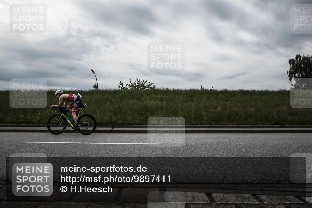 21.06.2026 - 29. Vierlanden-Triathlon H.Heesch http://msf.ph/oto/9897411 21.06.2026 09:26:19 Radfahren 51, 55, 78, 160, 269 meine-sportfotos.de