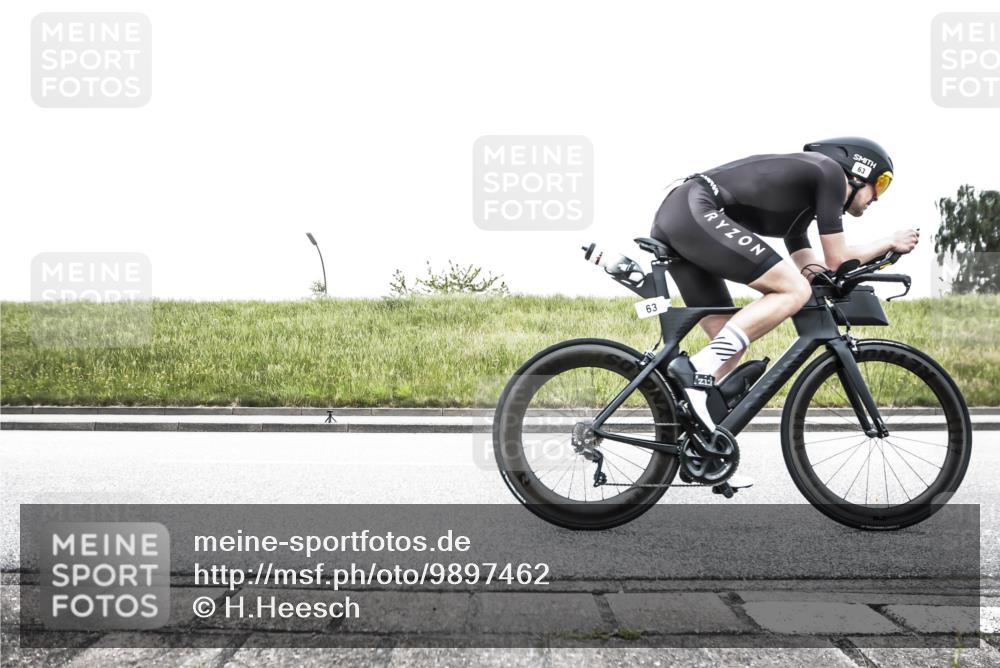 21.06.2026 - 29. Vierlanden-Triathlon H.Heesch http://msf.ph/oto/9897462 21.06.2026 10:25:47 Radfahren 6, 41, 63, 211, 380 meine-sportfotos.de