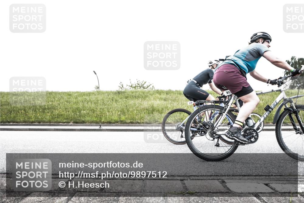 21.06.2026 - 29. Vierlanden-Triathlon H.Heesch http://msf.ph/oto/9897512 21.06.2026 10:26:11 Radfahren 136, 291, 311, 415, 530, 536, 591, 613, 1355 meine-sportfotos.de