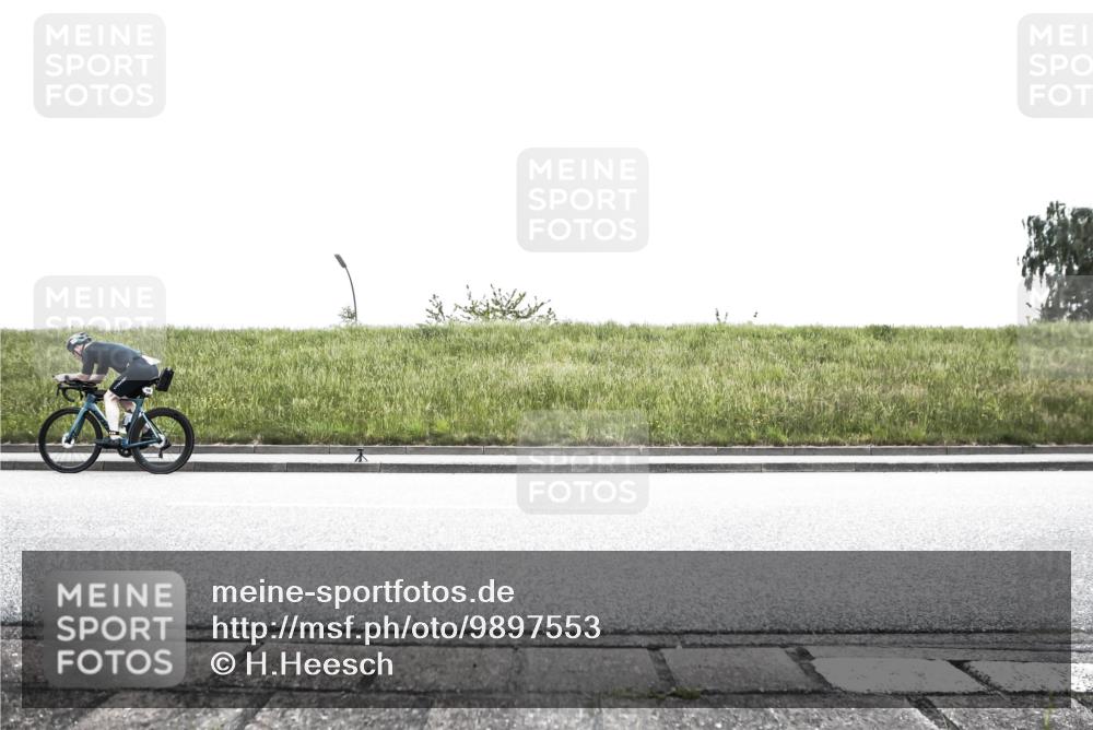 21.06.2026 - 29. Vierlanden-Triathlon H.Heesch http://msf.ph/oto/9897553 21.06.2026 10:26:36 Radfahren 46, 118, 119, 141, 155, 177, 278, 328, 353, 374, 488 meine-sportfotos.de