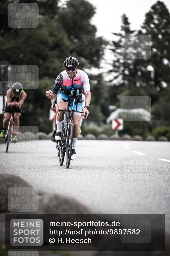 21.06.2026 - 29. Vierlanden-Triathlon H.Heesch http://msf.ph/oto/9897582 21.06.2026 10:02:23 Radfahren 72, 118, 119, 141, 186, 339 meine-sportfotos.de