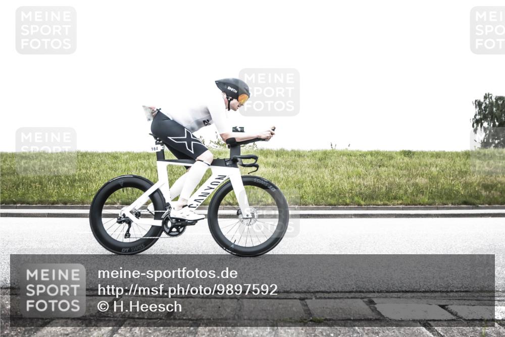 21.06.2026 - 29. Vierlanden-Triathlon H.Heesch http://msf.ph/oto/9897592 21.06.2026 10:26:56 Radfahren 112, 164, 184, 388 meine-sportfotos.de