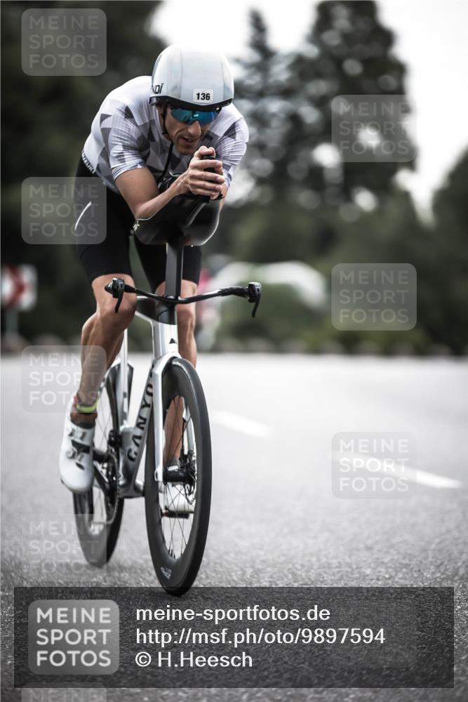 21.06.2026 - 29. Vierlanden-Triathlon H.Heesch http://msf.ph/oto/9897594 21.06.2026 09:29:08 Radfahren 5, 136, 142, 181, 195 meine-sportfotos.de