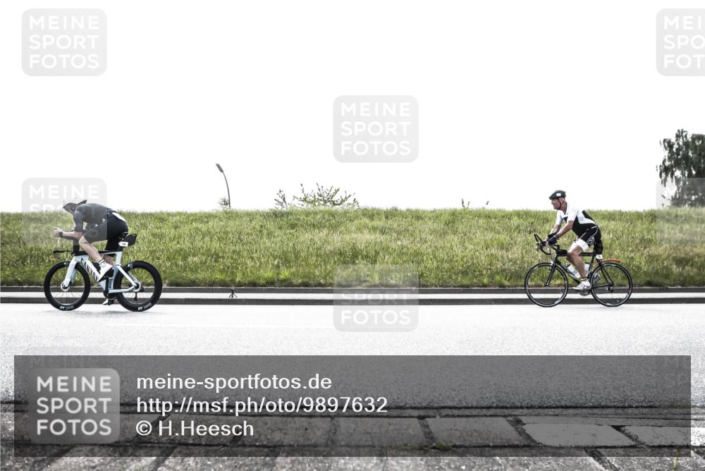 21.06.2026 - 29. Vierlanden-Triathlon H.Heesch http://msf.ph/oto/9897632 21.06.2026 10:54:35 Radfahren 14, 33, 94, 133, 506, 509, 526, 545, 552, 562, 599 meine-sportfotos.de