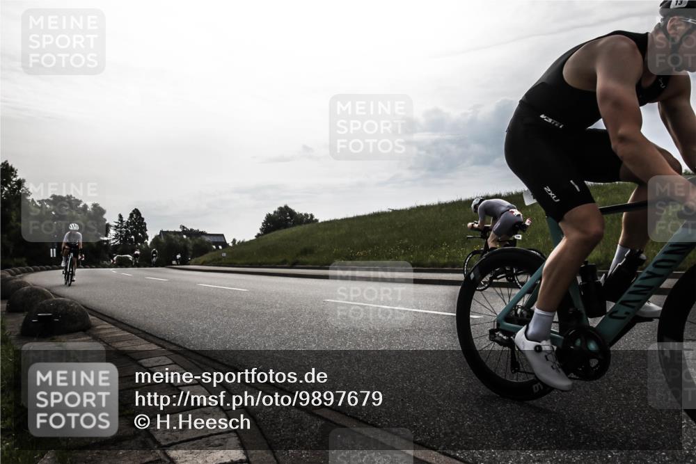 21.06.2026 - 29. Vierlanden-Triathlon H.Heesch http://msf.ph/oto/9897679 21.06.2026 09:21:10 Radfahren 7, 13, 257 meine-sportfotos.de