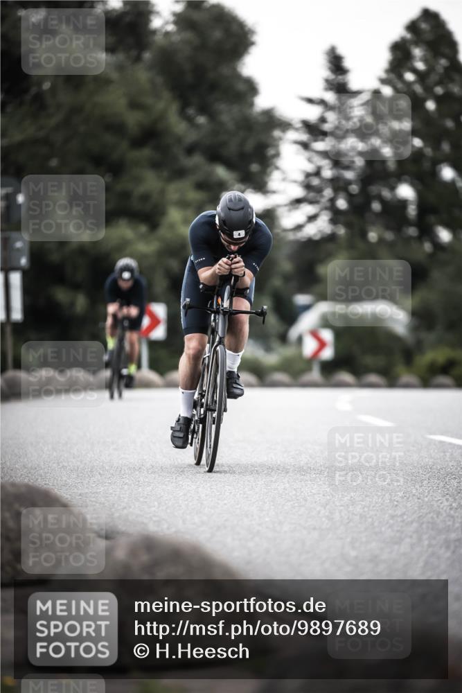 21.06.2026 - 29. Vierlanden-Triathlon H.Heesch http://msf.ph/oto/9897689 21.06.2026 10:02:31 Radfahren 4, 27, 99 meine-sportfotos.de