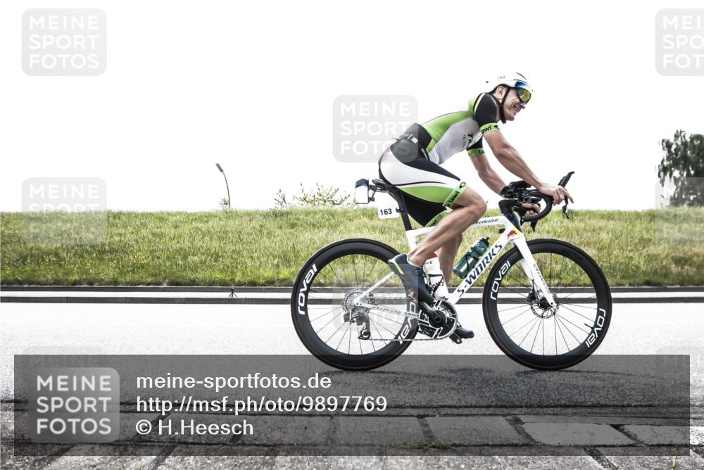 21.06.2026 - 29. Vierlanden-Triathlon H.Heesch http://msf.ph/oto/9897769 21.06.2026 10:58:23 Radfahren 136, 140, 163, 241, 543, 563, 606, 1355 meine-sportfotos.de