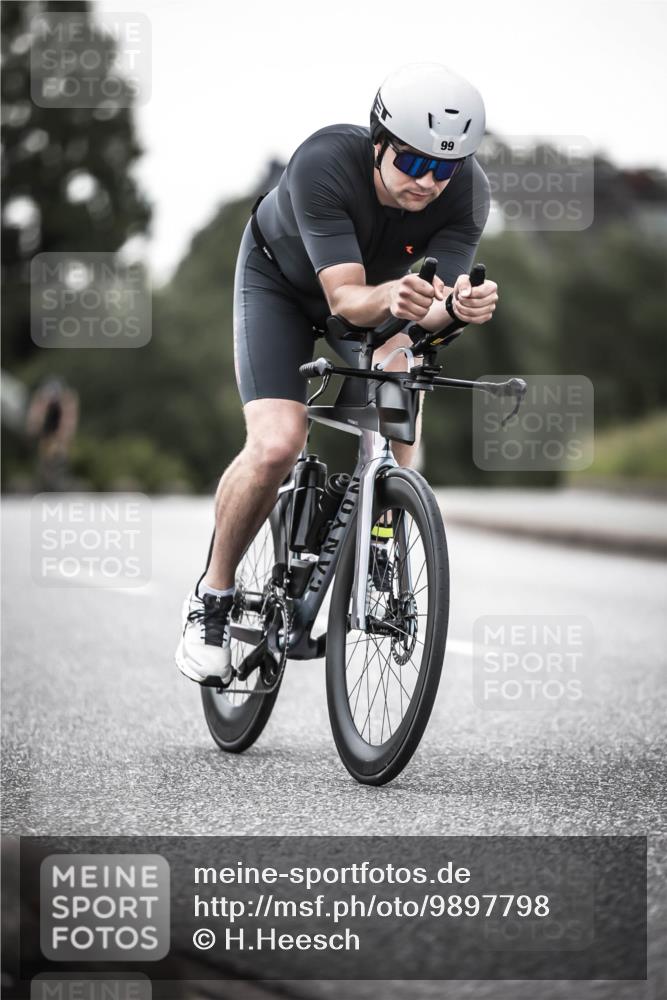 21.06.2026 - 29. Vierlanden-Triathlon H.Heesch http://msf.ph/oto/9897798 21.06.2026 10:02:39 Radfahren 56, 99, 198, 245, 367 meine-sportfotos.de
