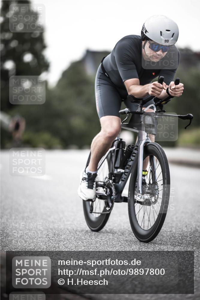 21.06.2026 - 29. Vierlanden-Triathlon H.Heesch http://msf.ph/oto/9897800 21.06.2026 10:02:39 Radfahren 56, 99, 198, 245, 367 meine-sportfotos.de