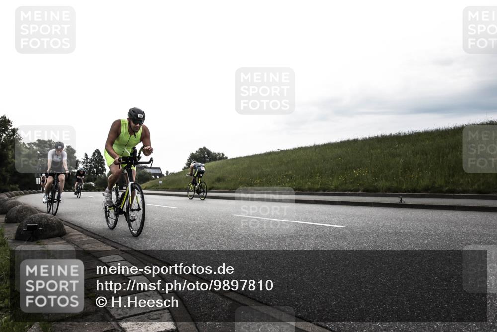21.06.2026 - 29. Vierlanden-Triathlon H.Heesch http://msf.ph/oto/9897810 21.06.2026 09:23:49 Radfahren 155, 166, 252, 264, 301 meine-sportfotos.de