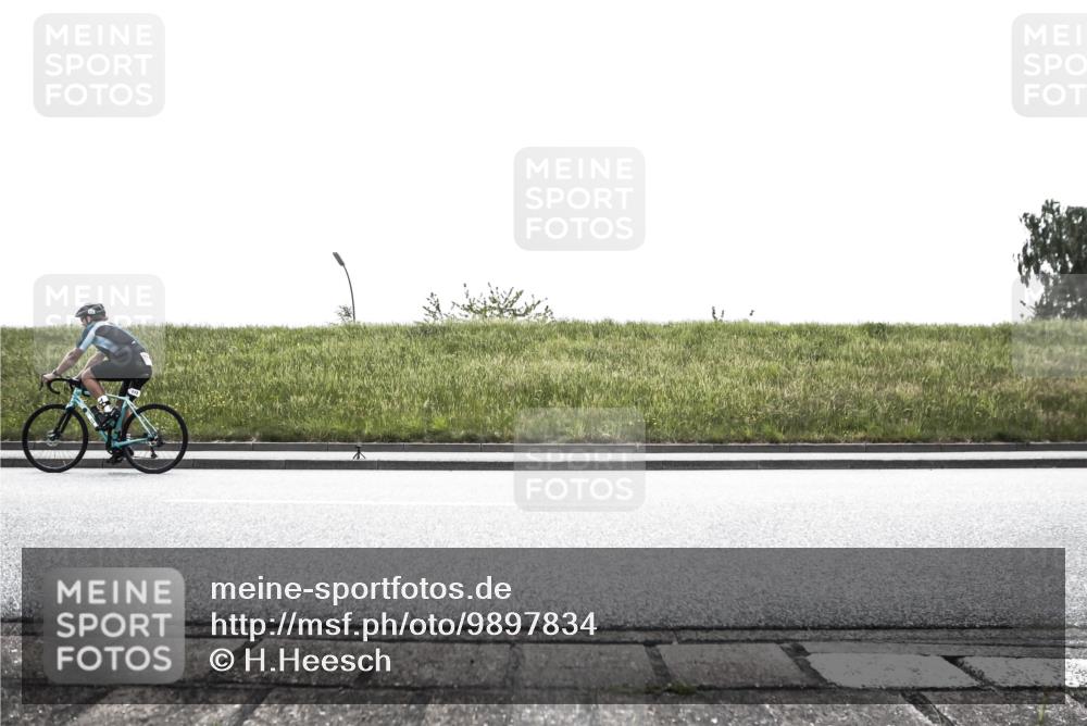 21.06.2026 - 29. Vierlanden-Triathlon H.Heesch http://msf.ph/oto/9897834 21.06.2026 11:00:03 Radfahren 113, 192, 207, 304, 355, 492, 518, 522, 551, 568, 570, 572, 583 meine-sportfotos.de