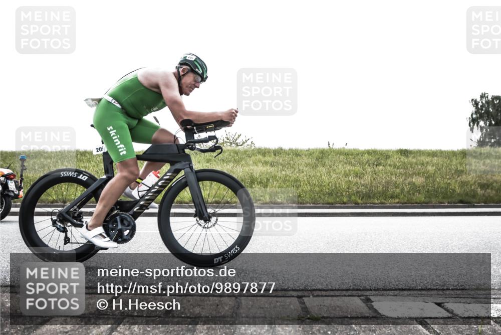 21.06.2026 - 29. Vierlanden-Triathlon H.Heesch http://msf.ph/oto/9897877 21.06.2026 11:00:38 Radfahren 70, 205, 288, 515, 621 meine-sportfotos.de