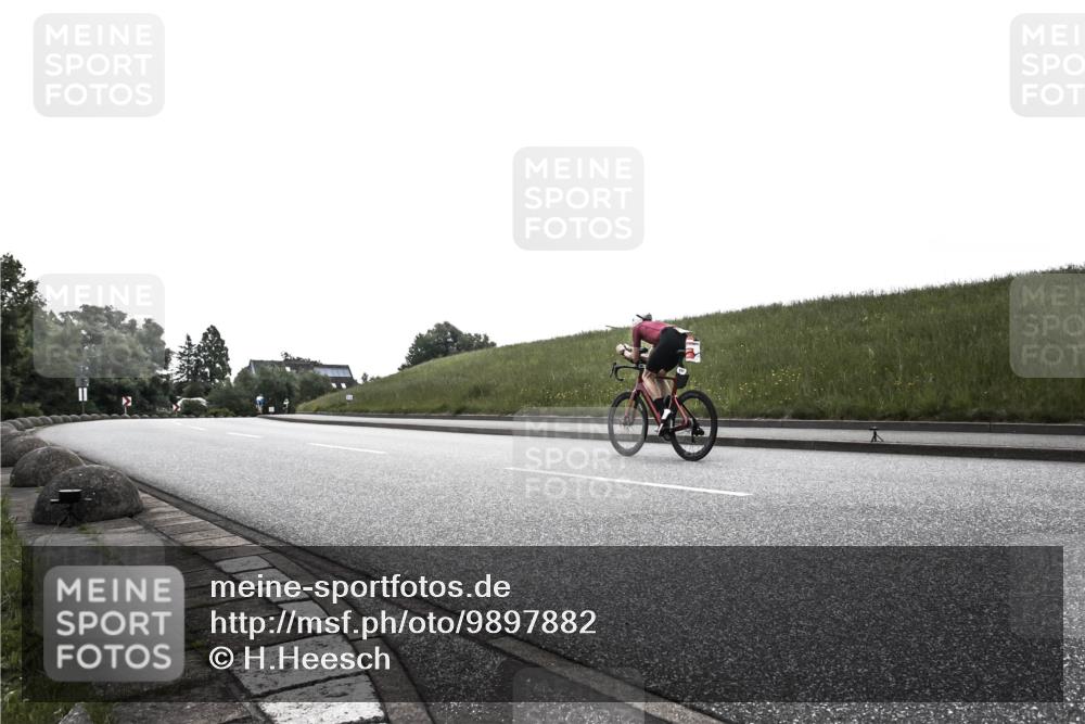 21.06.2026 - 29. Vierlanden-Triathlon H.Heesch http://msf.ph/oto/9897882 21.06.2026 09:27:31 Radfahren 69, 130 meine-sportfotos.de