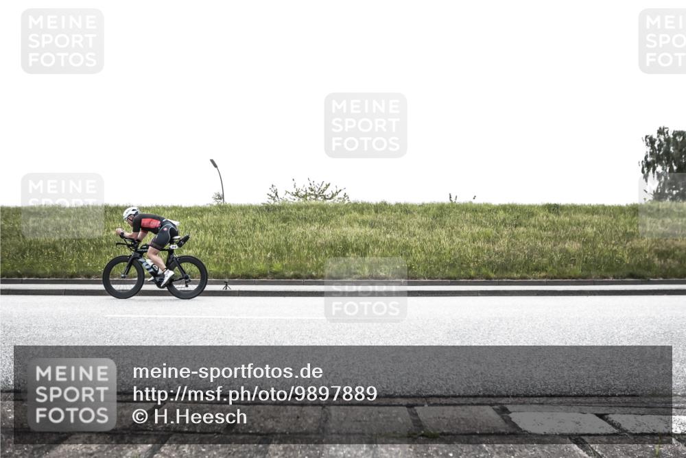 21.06.2026 - 29. Vierlanden-Triathlon H.Heesch http://msf.ph/oto/9897889 21.06.2026 11:01:02 Radfahren 219, 538 meine-sportfotos.de
