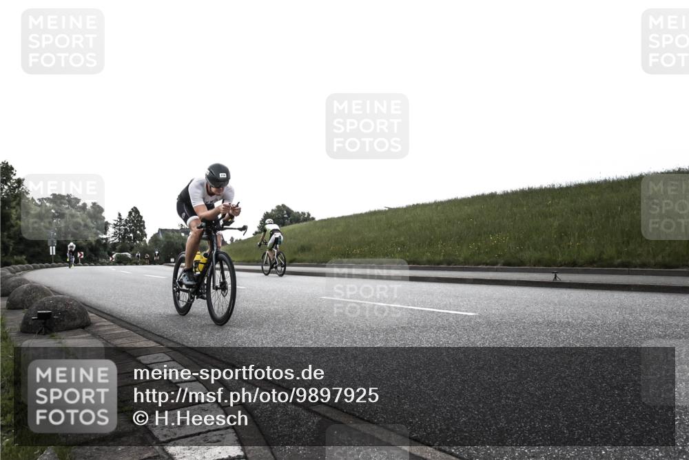 21.06.2026 - 29. Vierlanden-Triathlon H.Heesch http://msf.ph/oto/9897925 21.06.2026 09:30:12 Radfahren 119, 174 meine-sportfotos.de