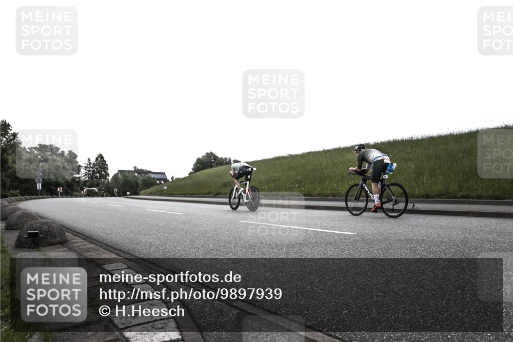 21.06.2026 - 29. Vierlanden-Triathlon H.Heesch http://msf.ph/oto/9897939 21.06.2026 09:31:11 Radfahren 115, 124 meine-sportfotos.de