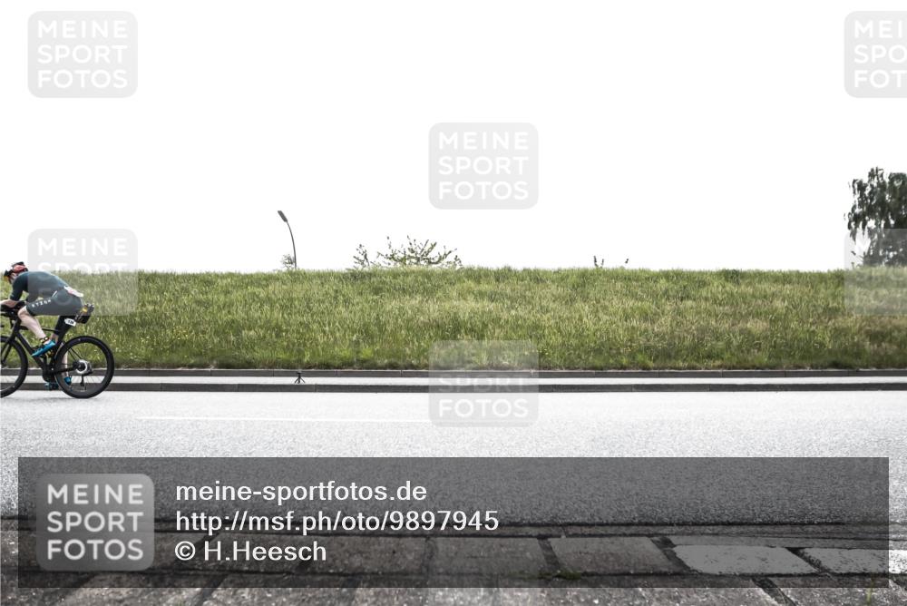 21.06.2026 - 29. Vierlanden-Triathlon H.Heesch http://msf.ph/oto/9897945 21.06.2026 11:01:59 Radfahren 18, 138, 155, 200, 253, 287, 299, 565, 566 meine-sportfotos.de
