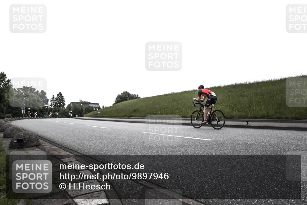 21.06.2026 - 29. Vierlanden-Triathlon H.Heesch http://msf.ph/oto/9897946 21.06.2026 09:31:38 Radfahren 165 meine-sportfotos.de