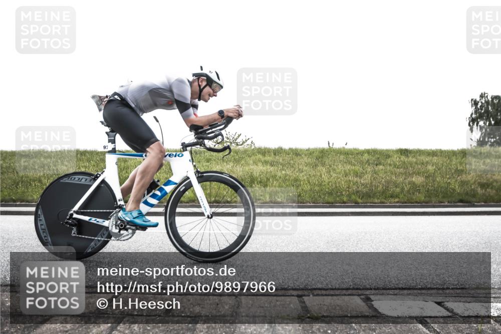 21.06.2026 - 29. Vierlanden-Triathlon H.Heesch http://msf.ph/oto/9897966 21.06.2026 11:02:27 Radfahren 22, 51, 97, 123, 168, 293, 558 meine-sportfotos.de