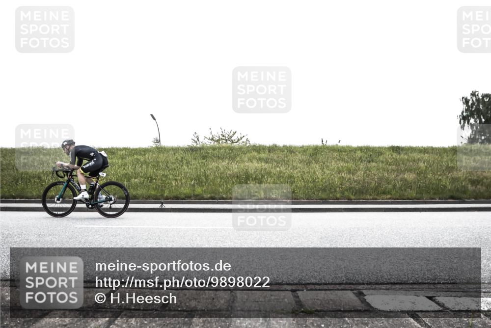 21.06.2026 - 29. Vierlanden-Triathlon H.Heesch http://msf.ph/oto/9898022 21.06.2026 11:03:19 Radfahren 35, 78, 183, 366, 497, 637, 657, 753 meine-sportfotos.de
