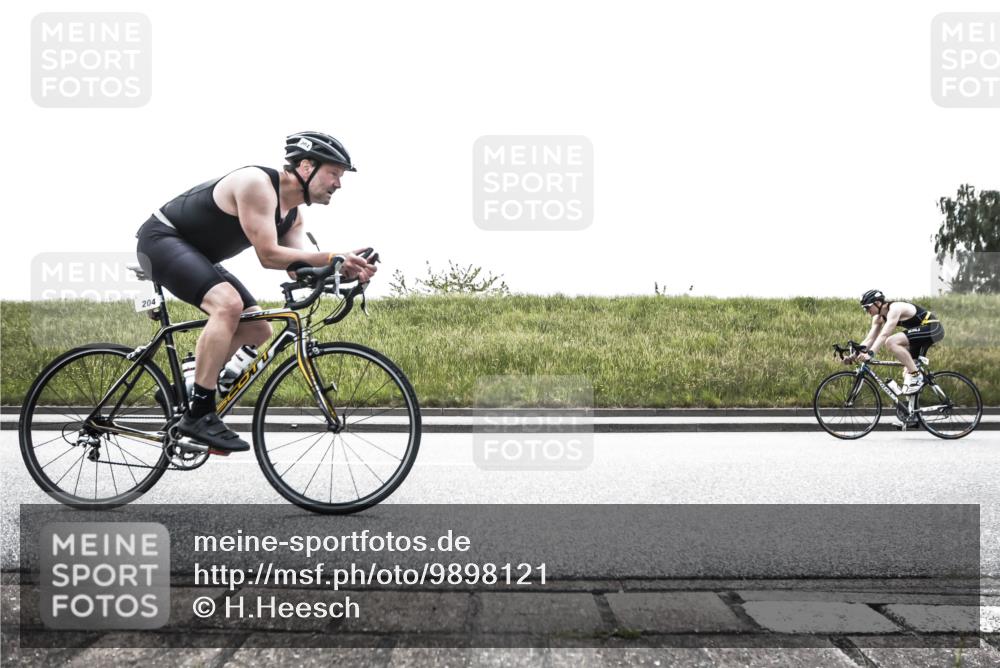 21.06.2026 - 29. Vierlanden-Triathlon H.Heesch http://msf.ph/oto/9898121 21.06.2026 11:05:18 Radfahren 204, 278, 533, 605 meine-sportfotos.de