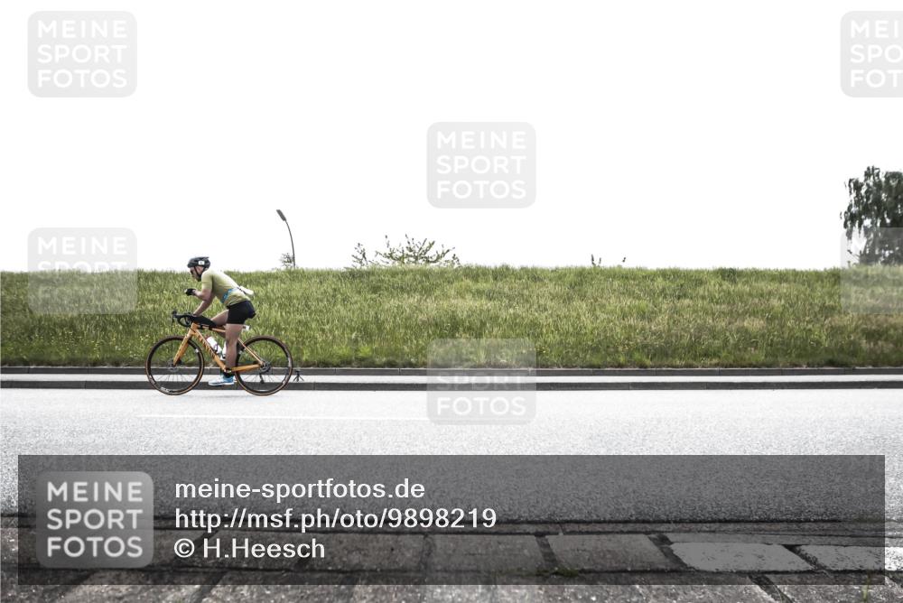 21.06.2026 - 29. Vierlanden-Triathlon H.Heesch http://msf.ph/oto/9898219 21.06.2026 11:07:41 Radfahren 92, 154 meine-sportfotos.de