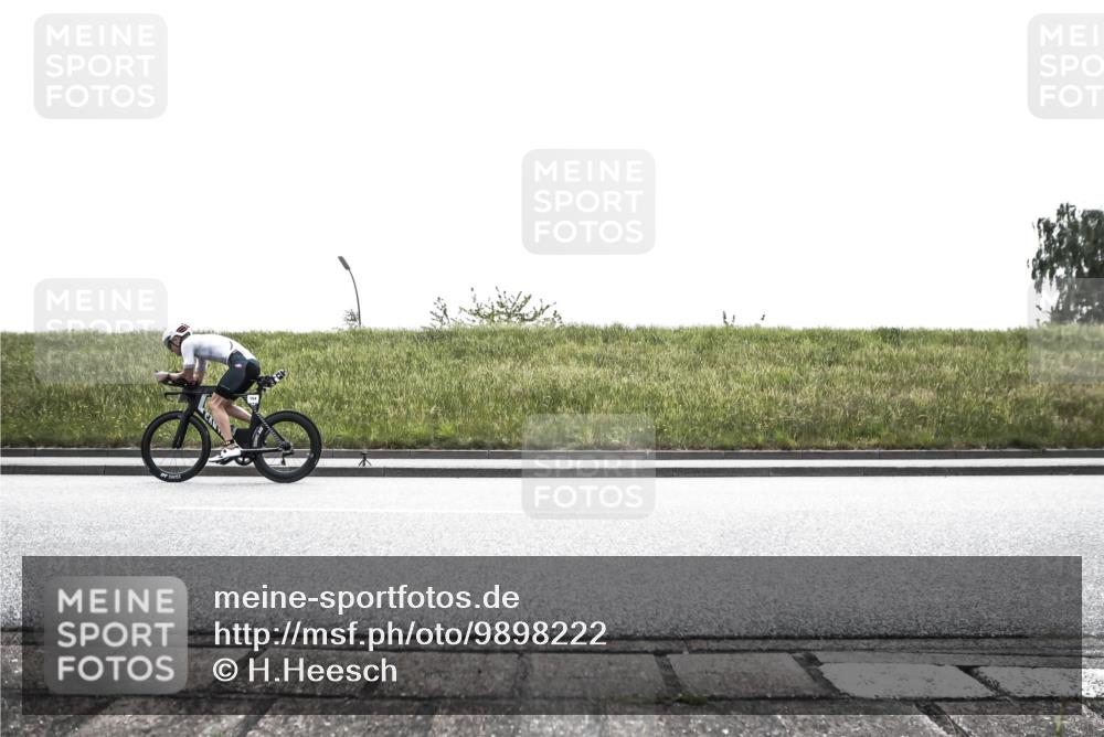 21.06.2026 - 29. Vierlanden-Triathlon H.Heesch http://msf.ph/oto/9898222 21.06.2026 11:07:53 Radfahren 128, 142, 154, 272, 675, 682 meine-sportfotos.de