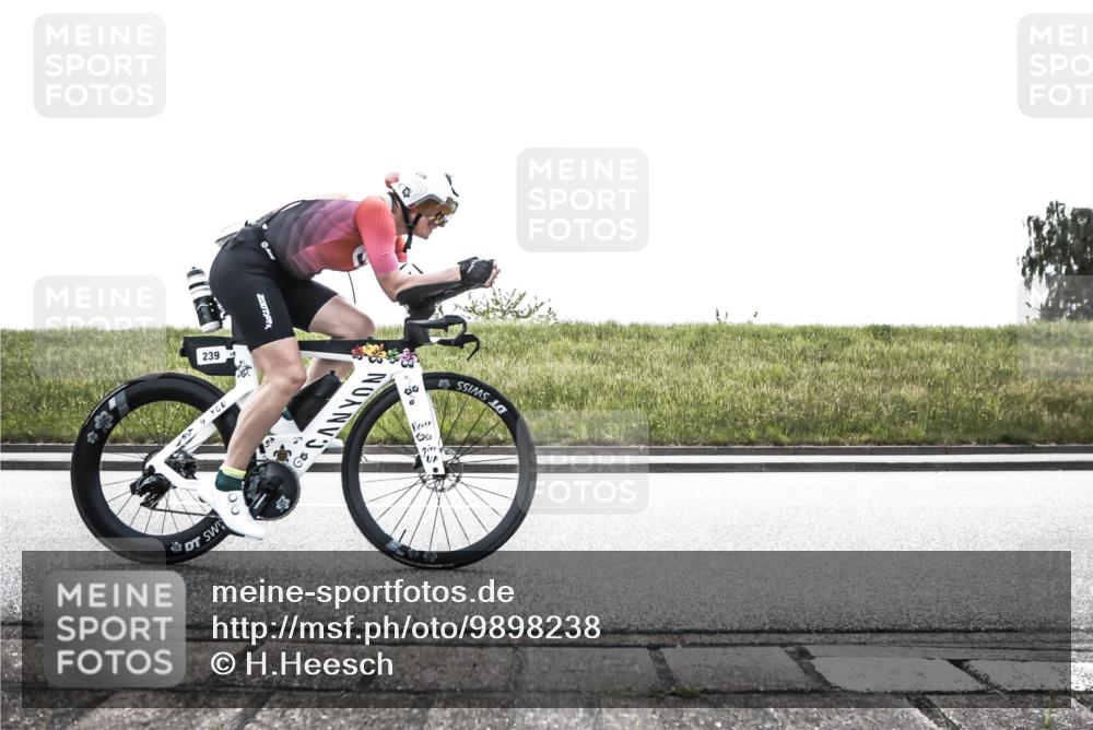 21.06.2026 - 29. Vierlanden-Triathlon H.Heesch http://msf.ph/oto/9898238 21.06.2026 11:08:32 Radfahren 159, 239, 712 meine-sportfotos.de