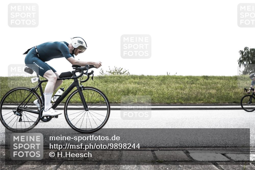 21.06.2026 - 29. Vierlanden-Triathlon H.Heesch http://msf.ph/oto/9898244 21.06.2026 11:08:45 Radfahren 87, 541 meine-sportfotos.de