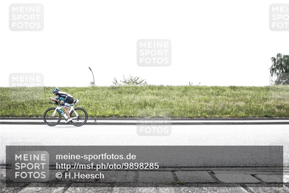 21.06.2026 - 29. Vierlanden-Triathlon H.Heesch http://msf.ph/oto/9898285 21.06.2026 11:09:47 Radfahren 247, 274, 300, 724 meine-sportfotos.de