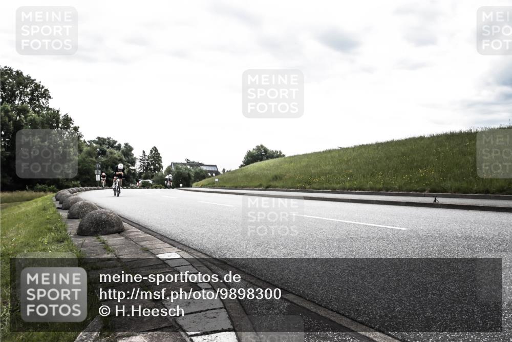 21.06.2026 - 29. Vierlanden-Triathlon H.Heesch http://msf.ph/oto/9898300 21.06.2026 09:54:59 Radfahren 148, 292, 293 meine-sportfotos.de