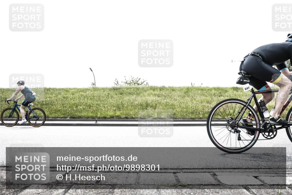 21.06.2026 - 29. Vierlanden-Triathlon H.Heesch http://msf.ph/oto/9898301 21.06.2026 11:10:14 Radfahren 147, 187, 498, 554, 589, 647, 728 meine-sportfotos.de