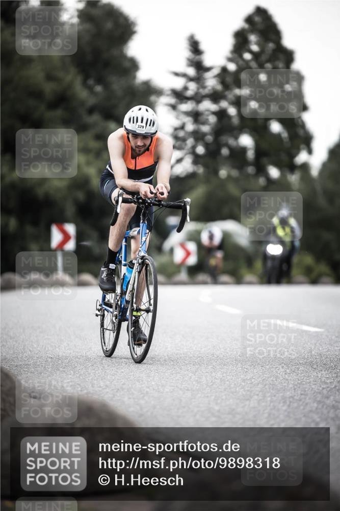 21.06.2026 - 29. Vierlanden-Triathlon H.Heesch http://msf.ph/oto/9898318 21.06.2026 10:04:49 Radfahren 86, 174, 307, 329, 352, 365 meine-sportfotos.de