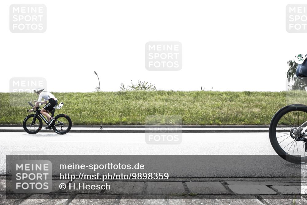 21.06.2026 - 29. Vierlanden-Triathlon H.Heesch http://msf.ph/oto/9898359 21.06.2026 11:11:13 Radfahren 137, 138, 161, 275, 299, 673, 718 meine-sportfotos.de