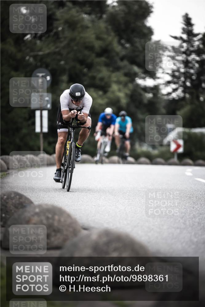 21.06.2026 - 29. Vierlanden-Triathlon H.Heesch http://msf.ph/oto/9898361 21.06.2026 10:04:54 Radfahren 174, 292, 332, 352 meine-sportfotos.de